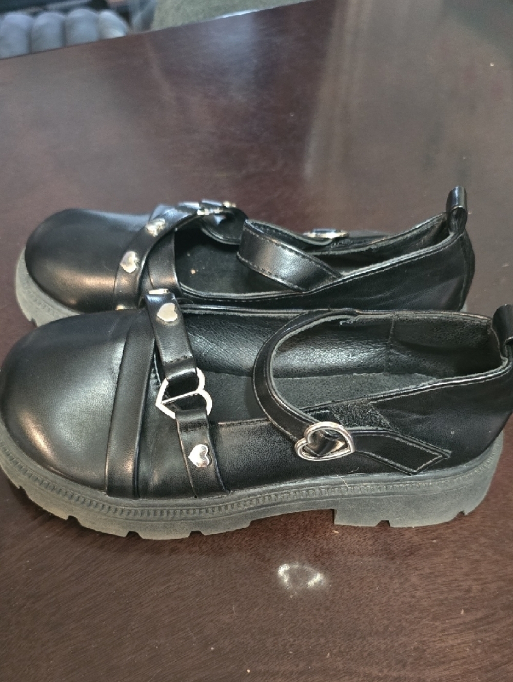 GIRLS Black Heart-Accent Mary Jane Flats - Picture 2 of 4